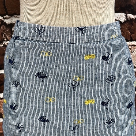 White Stuff Skirt Blue White Stripes Floral Embroidered Size 8 - Picture 8 of 12